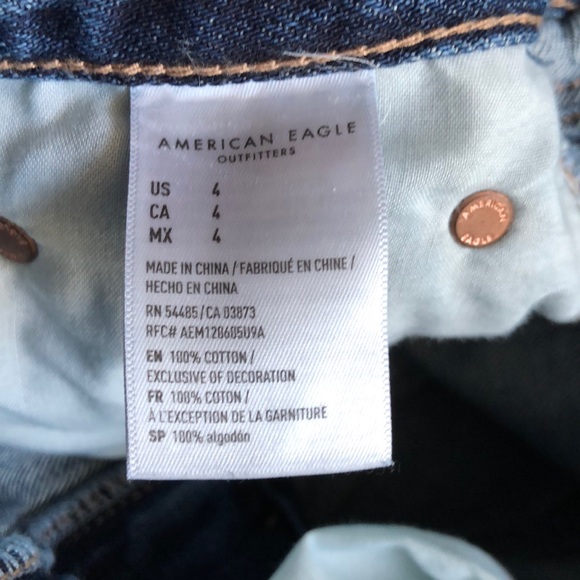 NWOT 90’s Style American Eagle Shorts! Size 4! - Picture 4 of 5